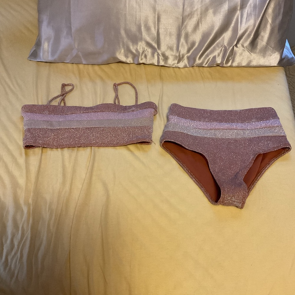 Swimming suit